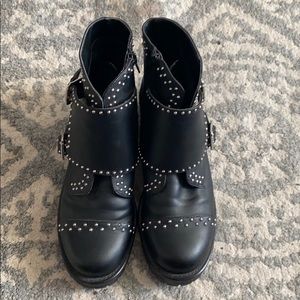 Design Lab studded boots